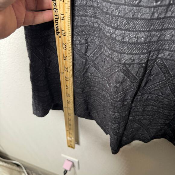 Soft Surroundings Women’s XS Gray‎ Embellished Open Front Cardigan Boho Knit - Picture 4 of 7